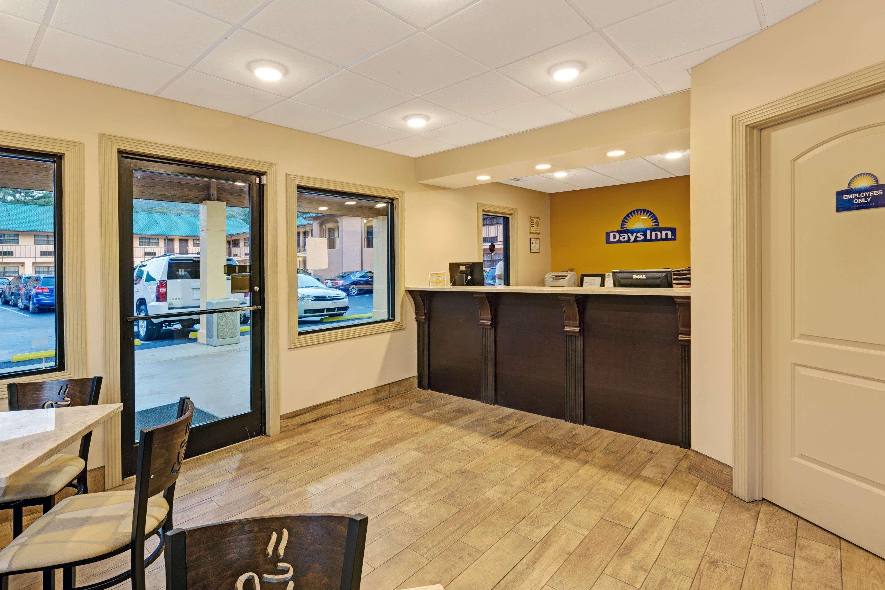 Days Inn By Wyndham Cherokee Near Casino Esterno foto
